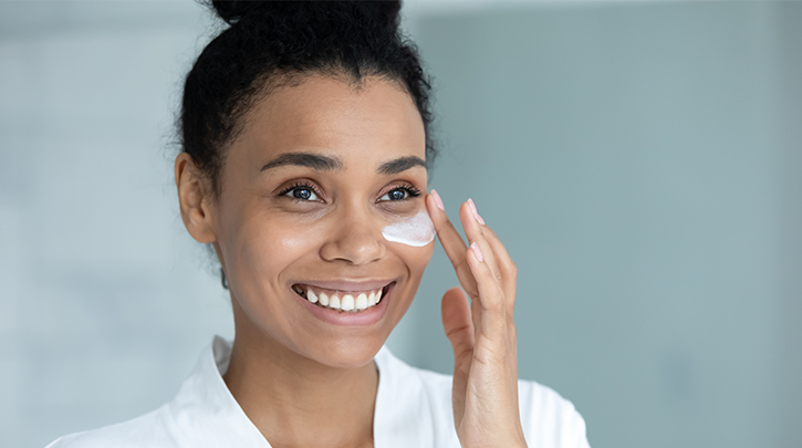 Eye Care 101: Reducing Fine Lines, Dark Circles, and Puffiness 