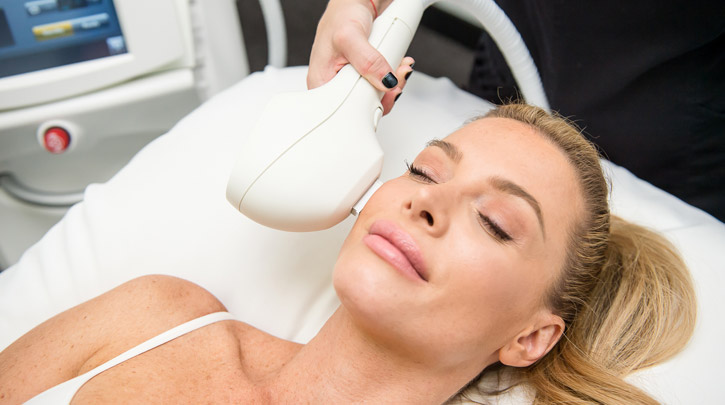 Frequently Asked Questions about Venus Versa™ Photofacial Treatments